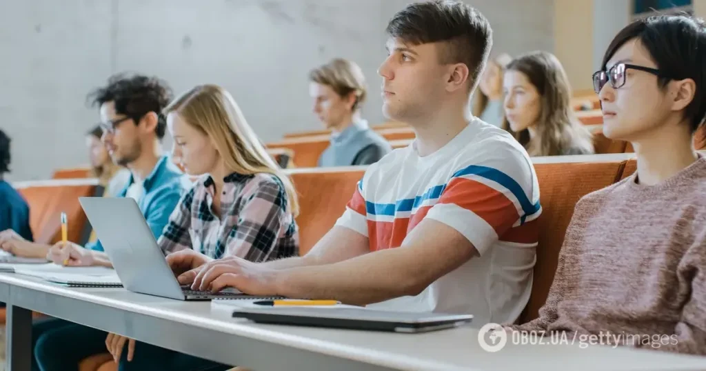 Стипендії студентам подвоять з 1 вересня: хто отримуватиме до 10 тисяч гривень