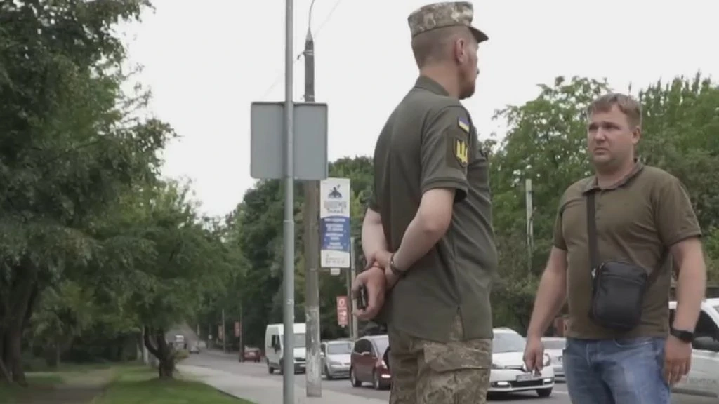 ТЦК мобілізував чоловіка з чинним бронюванням у «Резерв+»: суд скасував призов